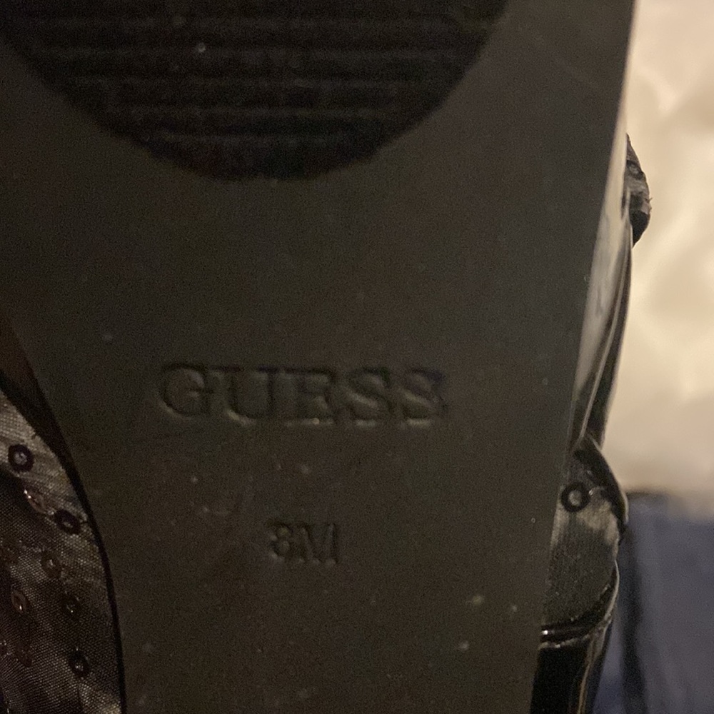 Guess‎ High Heal shoes - Picture 12 of 12